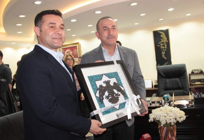 Bakan Çavuşoğlu: Bakan Çavuşoğlu:
