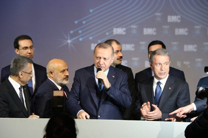 BMC Üretim ve Teknoloji Üssü'nün Temeli Atıldı BMC Üretim ve Teknoloji Üssü'nün Temeli Atıldı