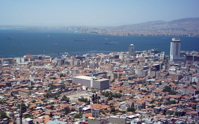 İmar Barışına En Çok Başvuru İzmir'den Geldi İmar Barışına En Çok Başvuru İzmir'den Geldi