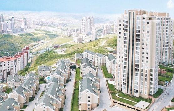 Antalya ve İstanbul'un Cazibesi İranlıları Ev Sahibi Yapıyor Antalya ve İstanbul'un Cazibesi İranlıları Ev Sahibi Yapıyor