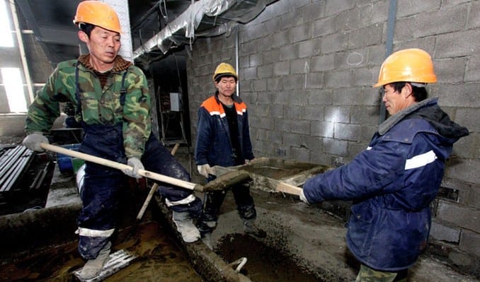 RUSYA'DAKİ KUZEY KORELİ İŞÇİLERE DÖNÜŞ YOLU GÖRÜNDÜ RUSYA'DAKİ KUZEY KORELİ İŞÇİLERE DÖNÜŞ YOLU GÖRÜNDÜ