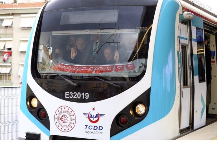 Gebze Halkalı Banliyö Hattı Açıldı Gebze Halkalı Banliyö Hattı Açıldı