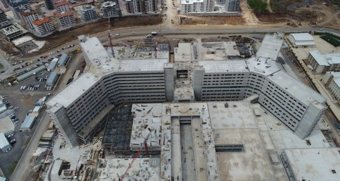 Gaziantep Şehir Hastanesi'nin İnşaatı Gelecek Yıl Bitirilecek Gaziantep Şehir Hastanesi'nin İnşaatı Gelecek Yıl Bitirilecek