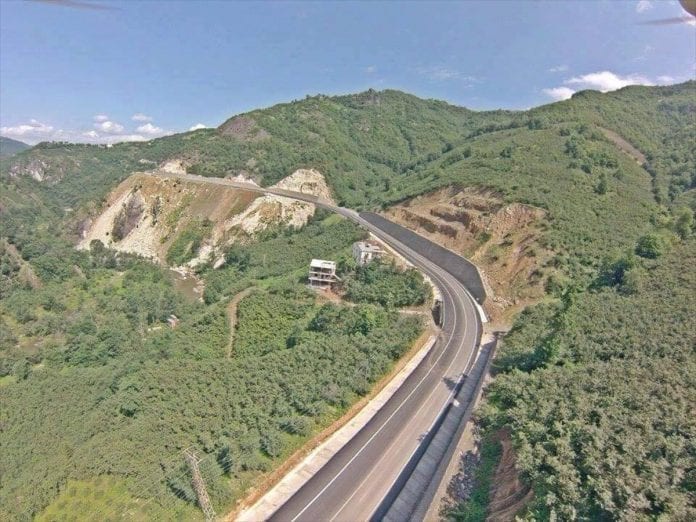 a_9390_1 Asrın Projesi Olarak Bilinen Karadeniz-Akdeniz Yolu'nda Çalışmalar Devam Ediyor