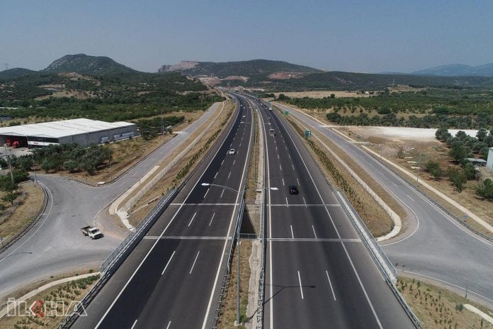 istanbul-izmir-otoyolu İzmir İş Dünyası Temsilcilerinden Çağrı: “İzmir’e ikinci çevre yolu yapılmalı”