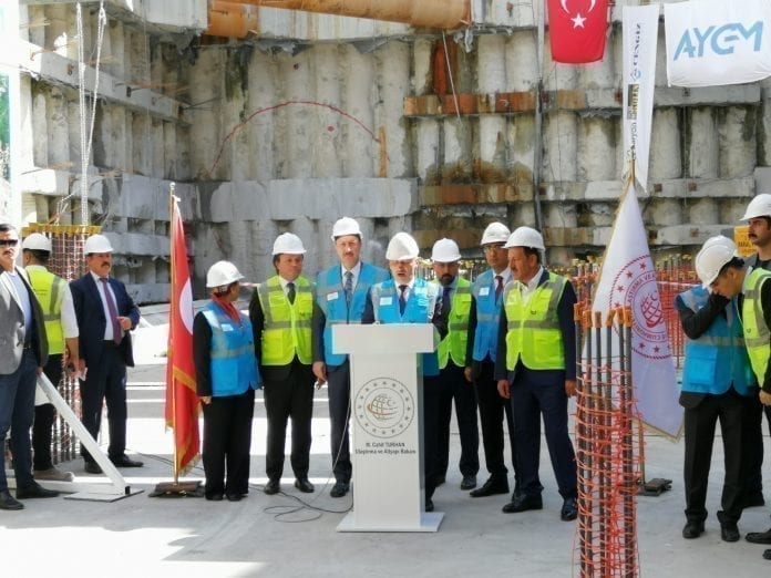 4515ff8d6b2802e47ff6f87b2139eaa1 Gayrettepe İstanbul Havalimanı Metro Hattı İçin Işık Göründü Töreni Düzenlendi!