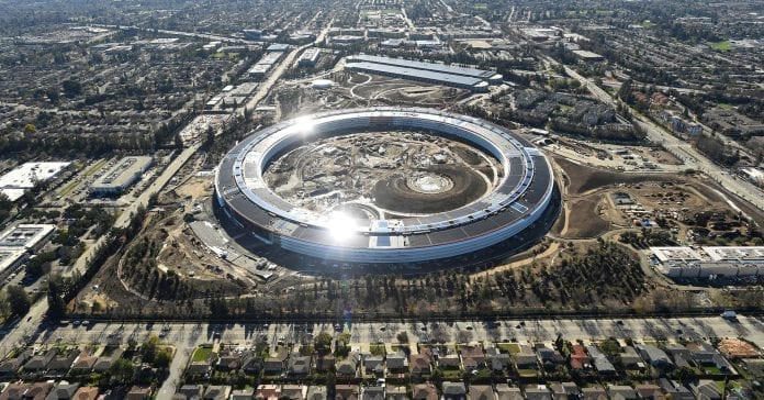 Apple 1 Milyar Dolarlık Yeni Kampüs İnşaatına Başladı Apple 1 Milyar Dolarlık Yeni Kampüs İnşaatına Başladı