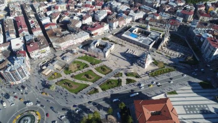 Sivas Kent Meydanı Yeniden Düzenleniyor Sivas Kent Meydanı Yeniden Düzenleniyor