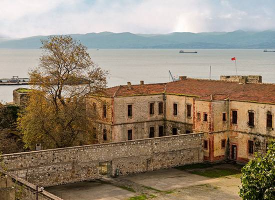 Sinop Tarihi Cezaevi ve Müzesi'nin Restorasyonu 2 Yılda Tamamlanacak! Sinop Tarihi Cezaevi ve Müzesi'nin Restorasyonu 2 Yılda Tamamlanacak!