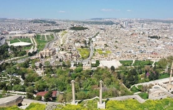 Kuveytli Dernek Şanlıurfa'da 3 Okul Yapacak! Kuveytli Dernek Şanlıurfa'da 3 Okul Yapacak!