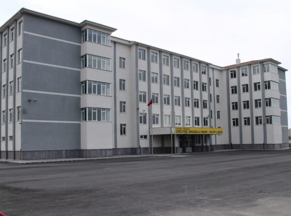 Erciyes İHL'ye Yurt Geliyor Erciyes İHL'ye Yurt Geliyor