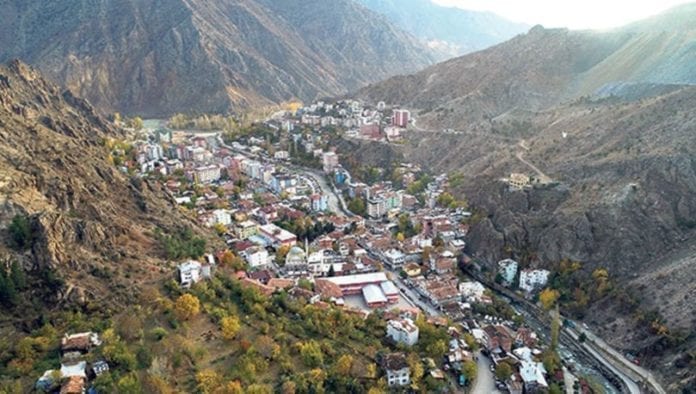 Yusufeli'nin Yaraları Sarılıyor! Yusufeli'nin Yaraları Sarılıyor!